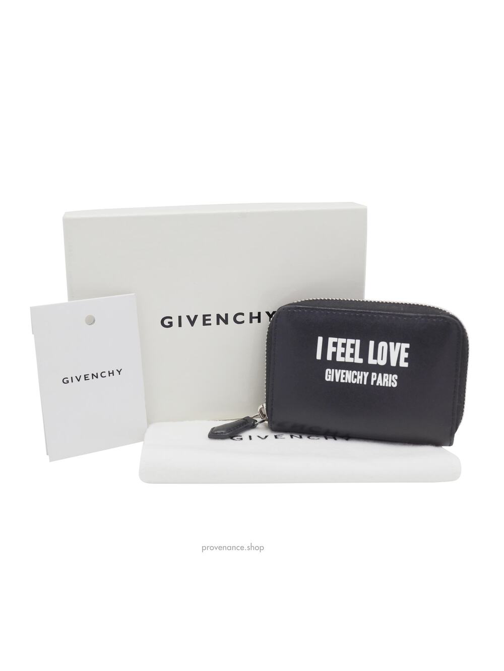 🔴 Givenchy Zip Wallet - I FEEL LOVE